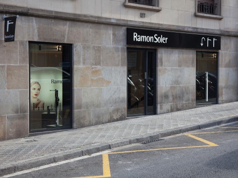 ramon soler flagship store