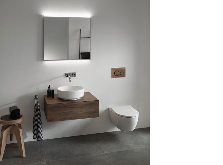 Geberit Variform with iCon WC.