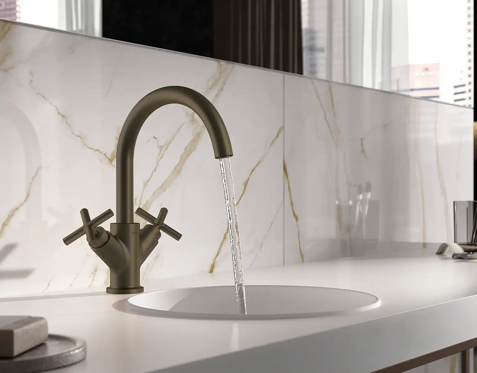 Grifo de lavabo Mont Blanc, acabado Negro Bronce, de TRES.