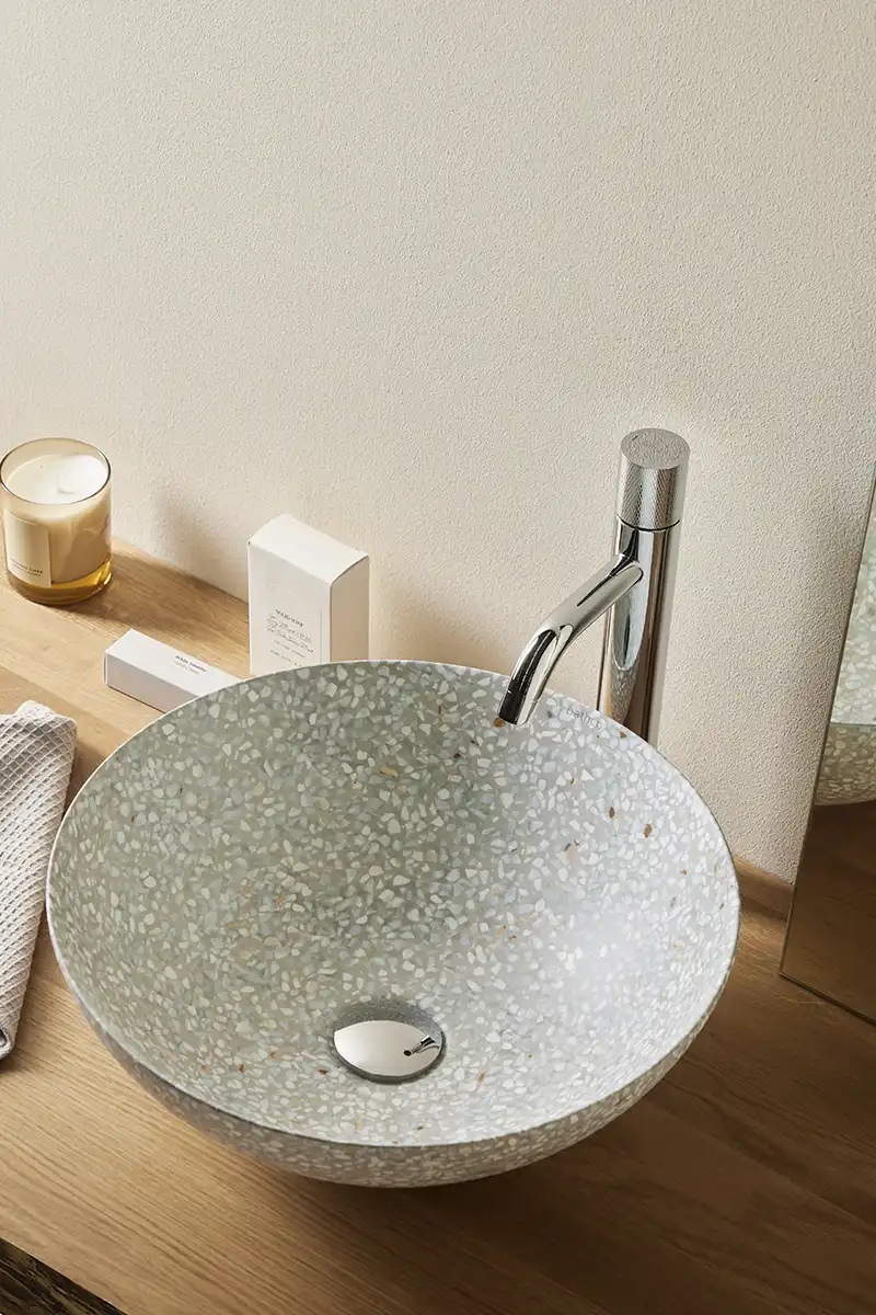 Deco New Lys Quartz de Bathco.
